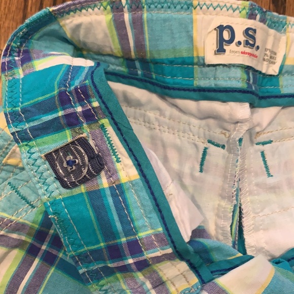 Girl’s shorts - Picture 9 of 9